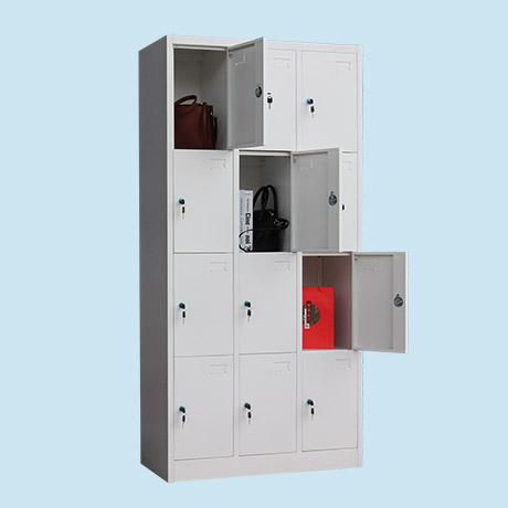 12 door locker